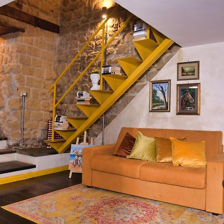 Carlito'S House- Un'Intera Casa Al Centro Storico Lägenhet Neapel Exteriör bild