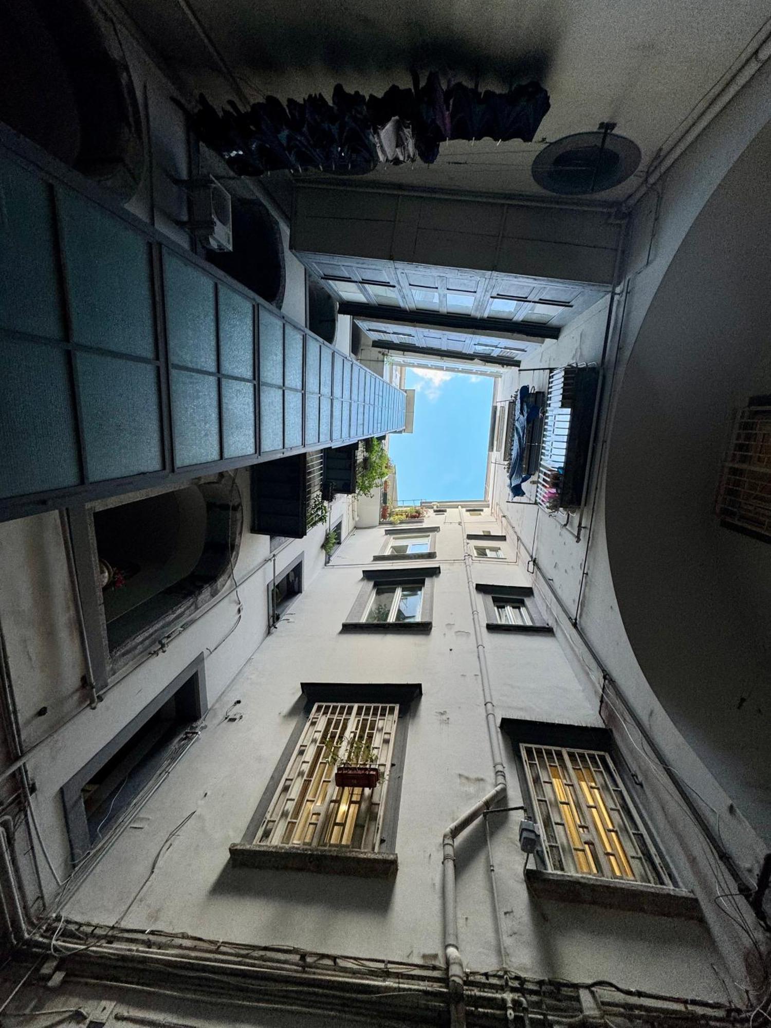 Carlito'S House- Un'Intera Casa Al Centro Storico Lägenhet Neapel Exteriör bild